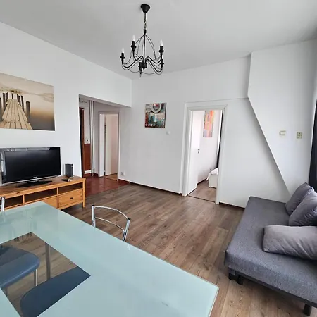 Roof * Бухарест