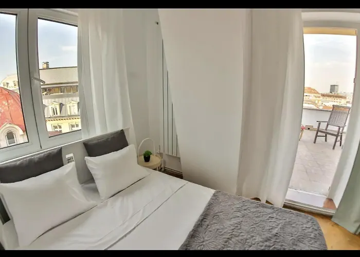 Roof Апартаменти