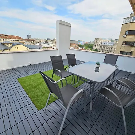 Apartament Roof